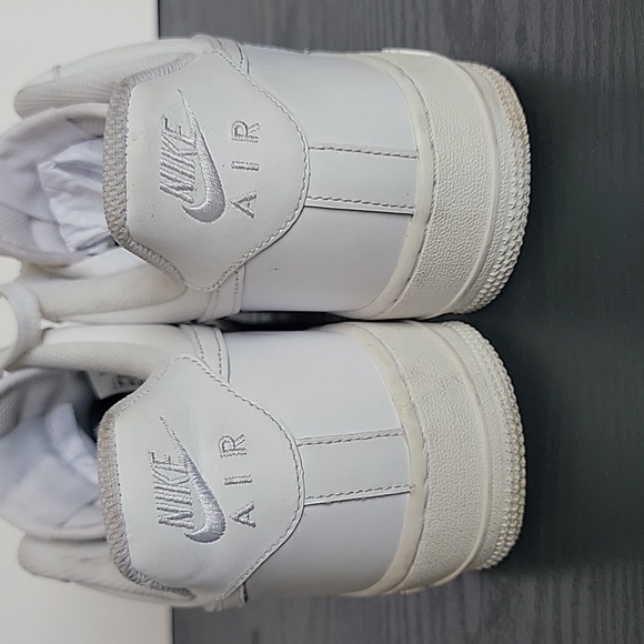 Nike Men's 9 Air Force Sneakers - Picture 4 of 5